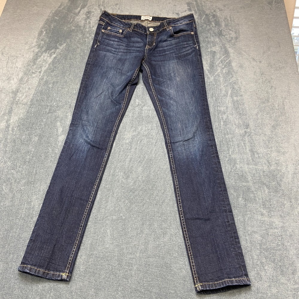 Aeropostale Jeans Womens 9/10 Blue Denim Cotton Stretch All Seasons Skinny Leg